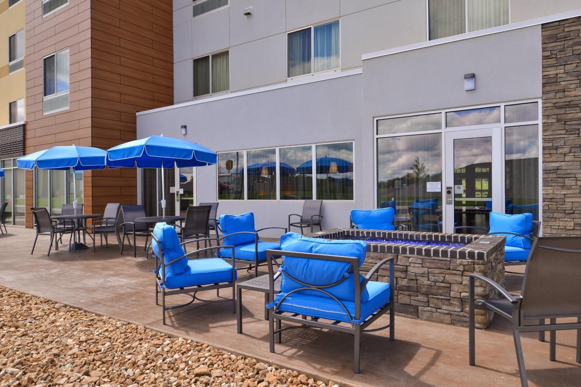 Fairfield Inn & Suites By Marriott Warrensburg Esterno foto